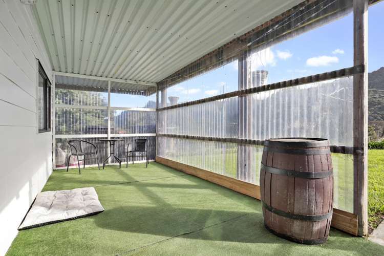 14 Upland Road Huia_9