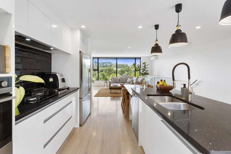 65 Vandeleur Avenue Birkdale_6