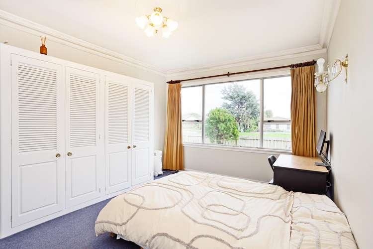 787 Queens Drive Waikiwi_14