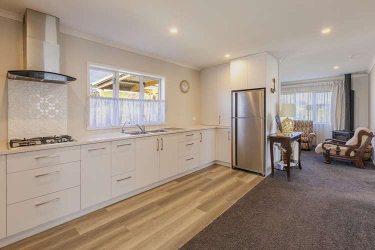 102a Racecourse Road Waipawa_21