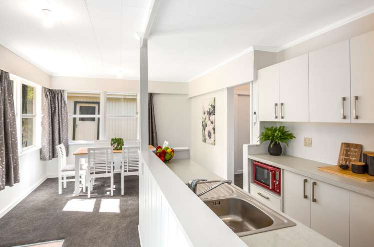 20 Jocelyn Crescent Pinehaven_8