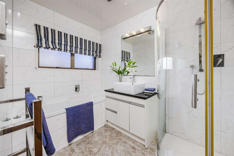 6 Majesty Place Half Moon Bay_11