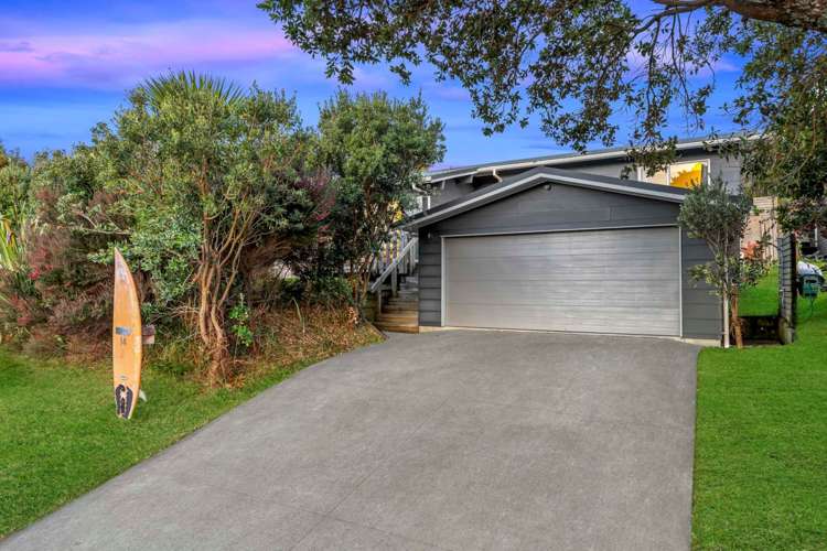 14 Gilshennan Valley Red Beach_20