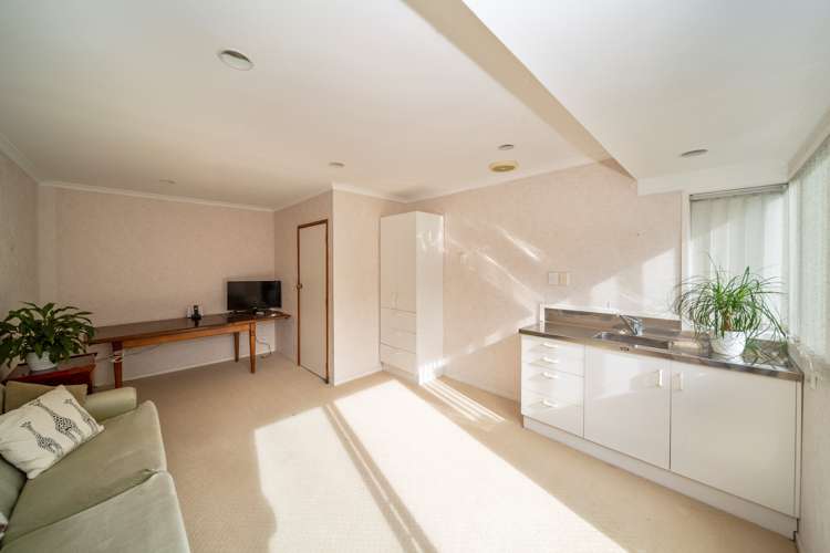 8a Spencer Place Merrilands_12