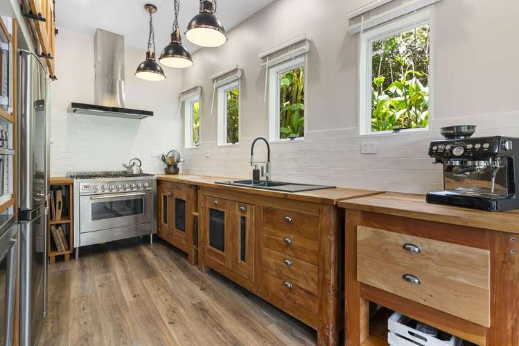 2/5A Dakota Avenue_3