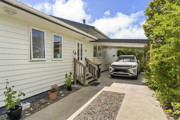20 Kiharoa Street Otaki Beach_7