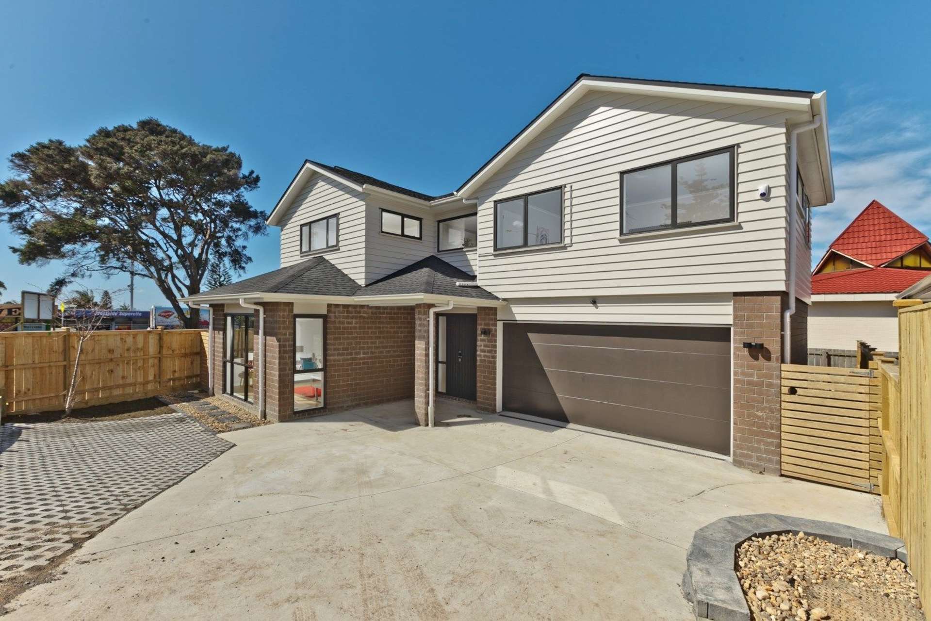 39 Bordeaux Parade Te Atatu South_0