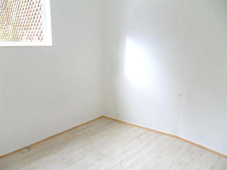 34 Kelkirk Street Kelston_10