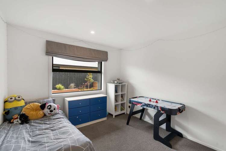 84 Oaks Drive Lincoln_12