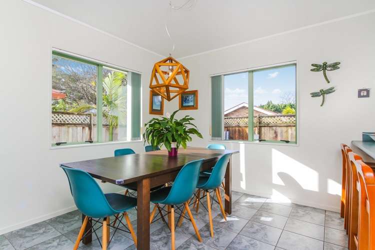 14 Links Road New Lynn_12