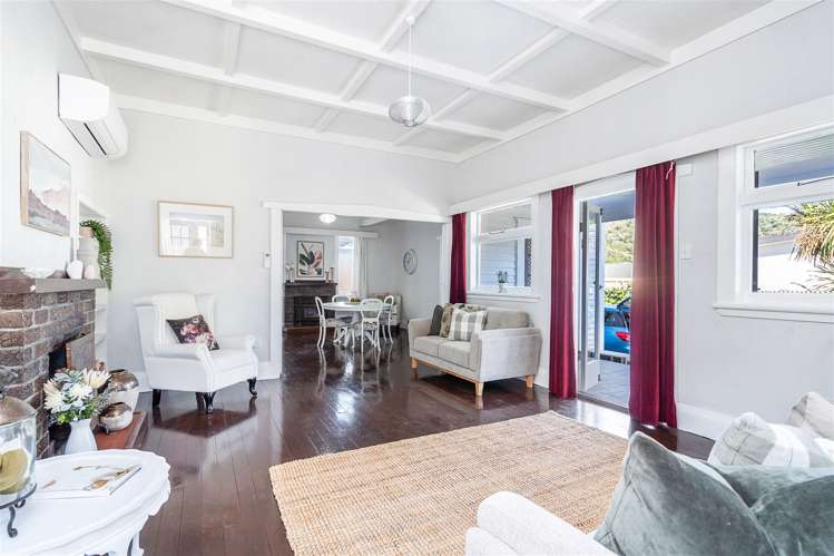 13 Apirana Avenue Regent_13