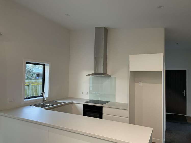 8A Worcestor Street West End_1