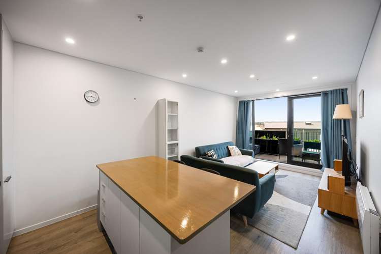107/2 Rauroa Lane Hobsonville_6