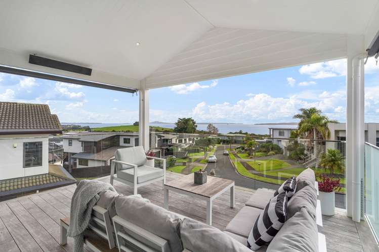 6 Crossland Place Maraetai_18