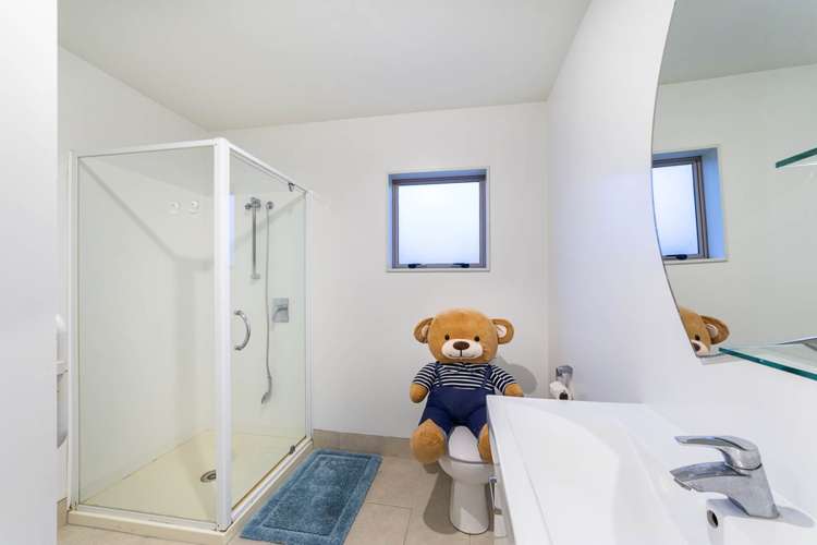 22 Merlot Way Te Atatu South_16