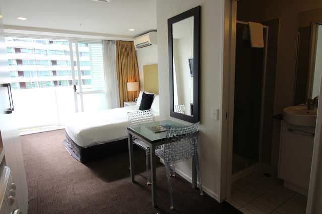 1811/10 Waterloo Quadrant Auckland Central_2