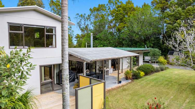 2395 State Highway 1, Brynderwyn,_5