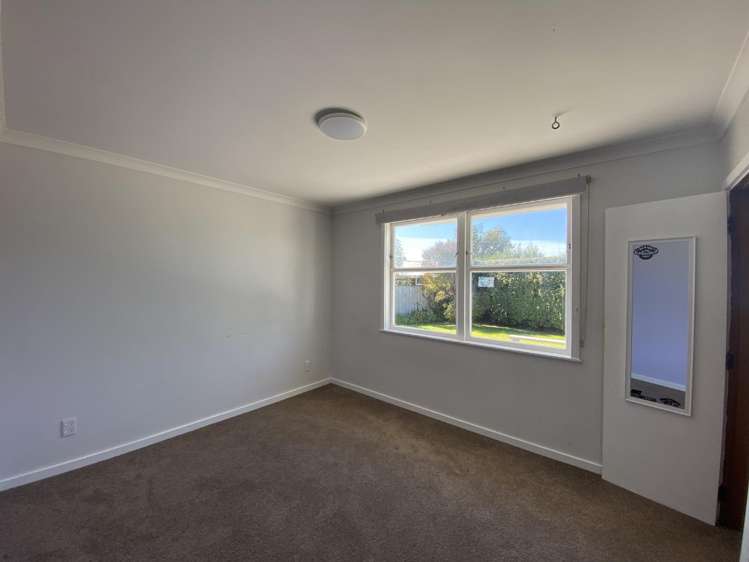 37 Wavell Crescent Masterton_12