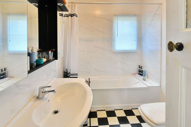 549 Depot Road Oxford_16