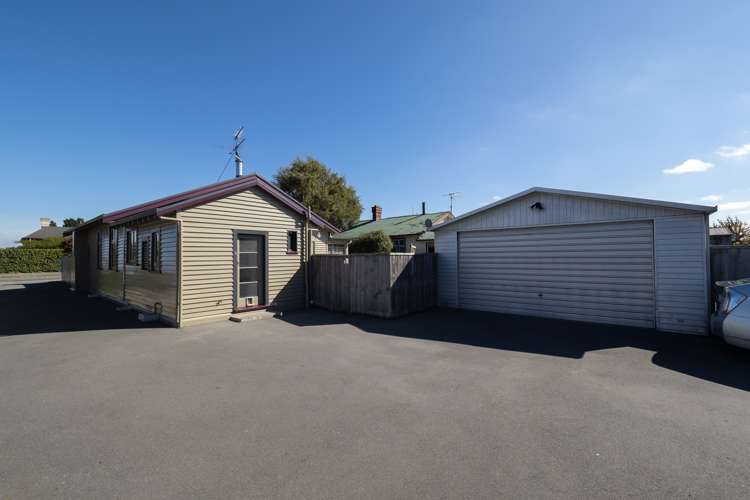 8 Alford Forest Road Allenton_17