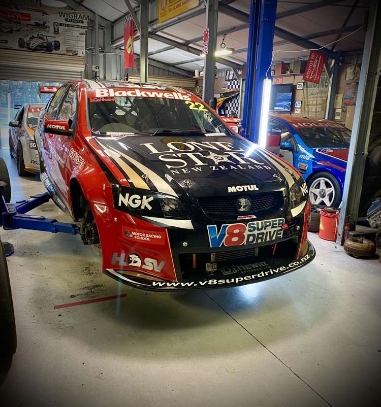 V8 SuperDrive Templeton_13