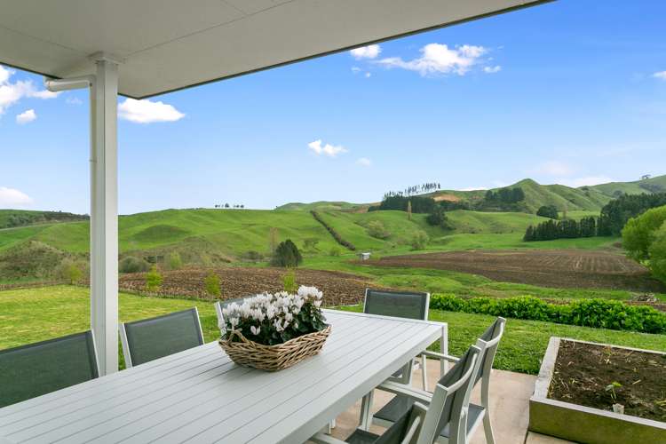 45 Ellicott Road Rotoorangi_18