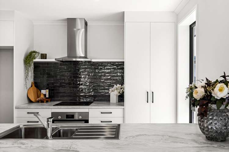 13A Warwick Crescent_2