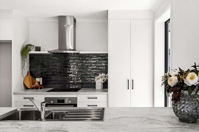 13A Warwick Crescent Taradale_2