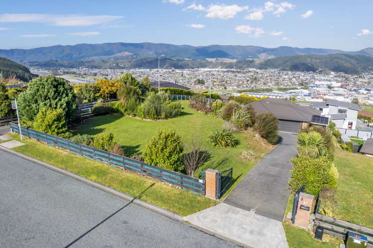 27 Percy Kinsman Crescent Riverstone Terraces_17