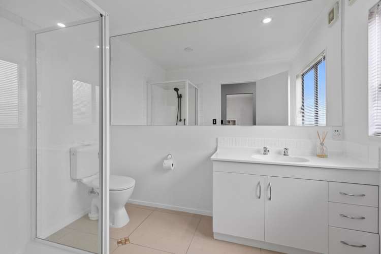1174 Papamoa Beach Road Papamoa_20