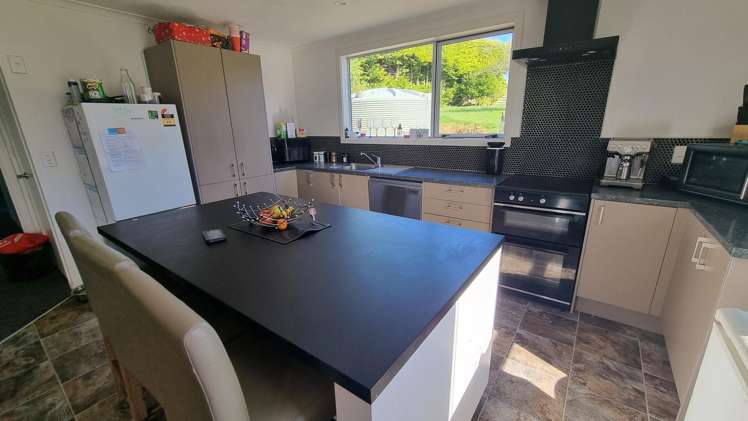 161 Orepuki Riverton Highway Riverton_3