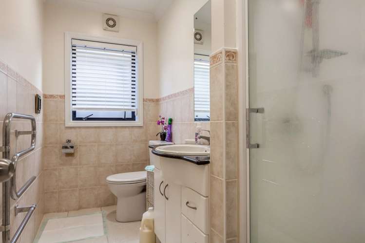 21 Tollana Road Te Atatu Peninsula_22