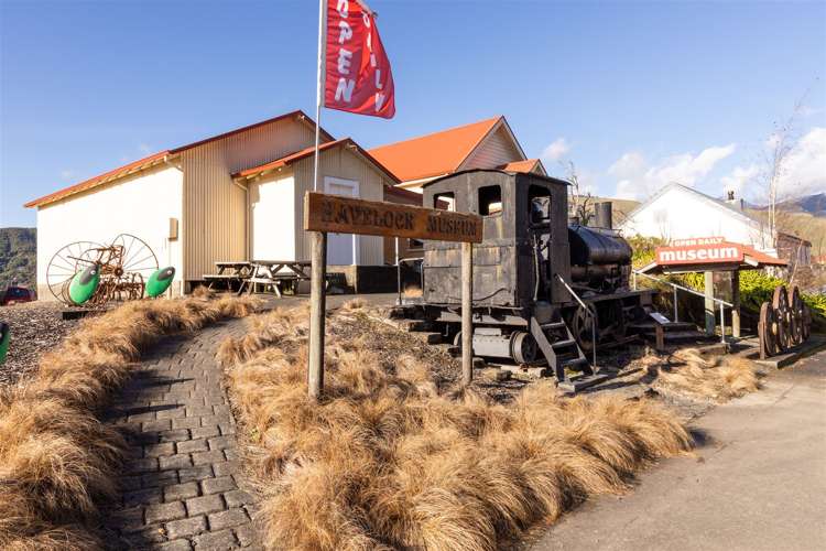 15 Lawrence Street Havelock_23