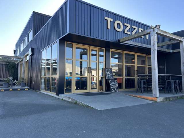 Commercial Opportunity in Prime Nelson Location