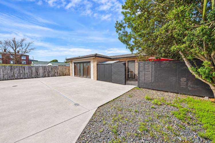654 Sandringham Road Sandringham_6