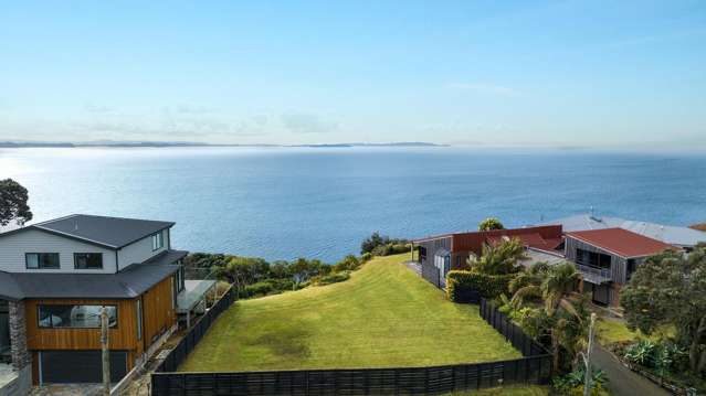 Coastal paradise with unrivalled sea views