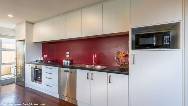 9 Farnborough Way Rolleston_4