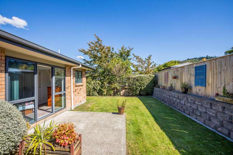 5 Colin Guppy Crescent Riverstone Terraces_18