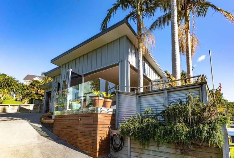 202 Onemana Drive Onemana_2