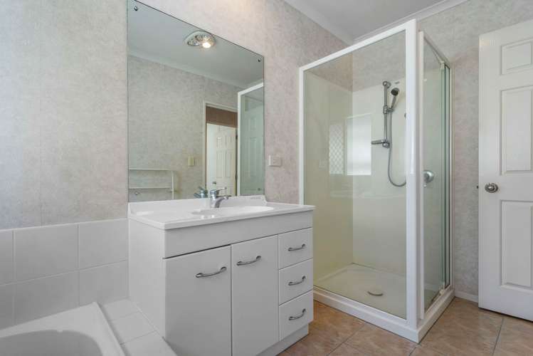 43 Maghera Drive East Tamaki Heights_17