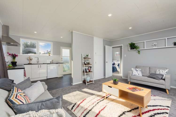 3/40 Coniston Avenue Te Atatu South_4