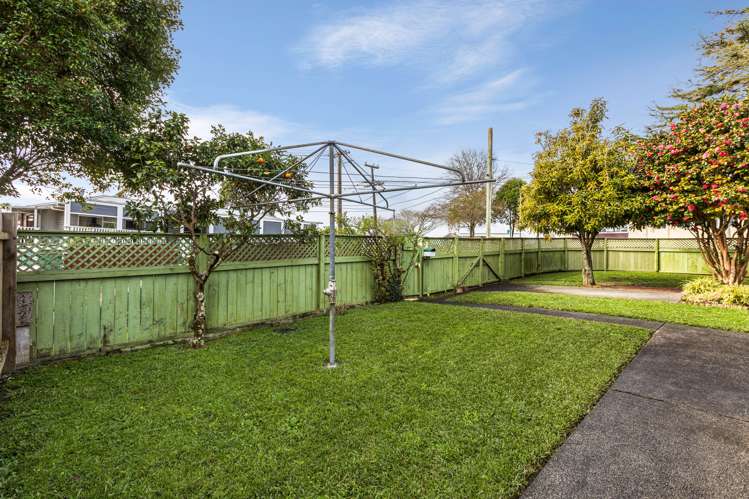 2 Beazley Place Glendene_16