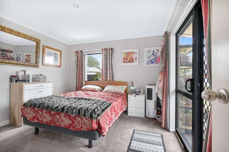 4a Richan Street Glenview_4