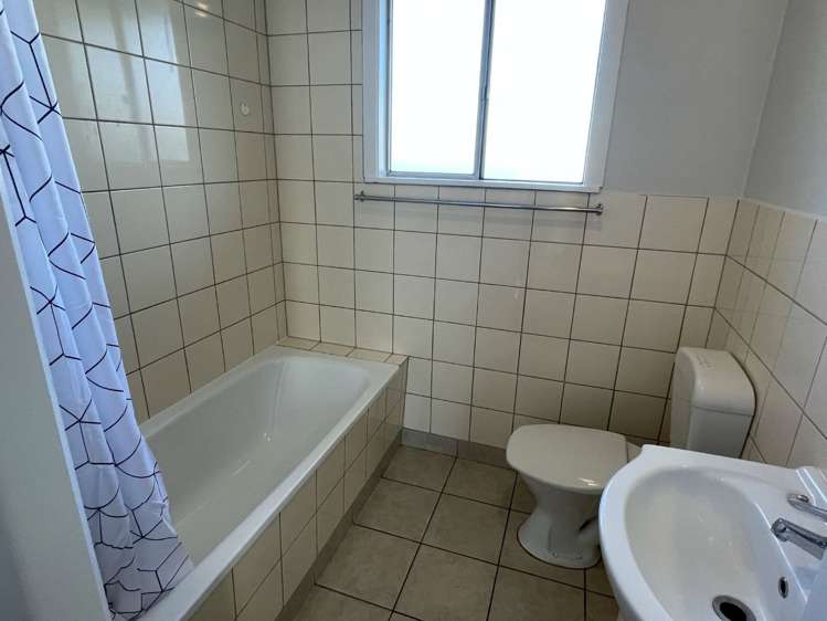 6/21 Olliviers Road Phillipstown_9