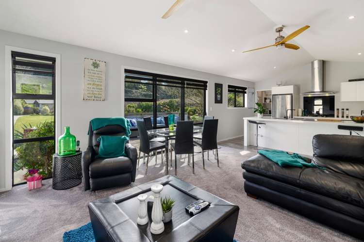 8 Florey Heights Springfield_13