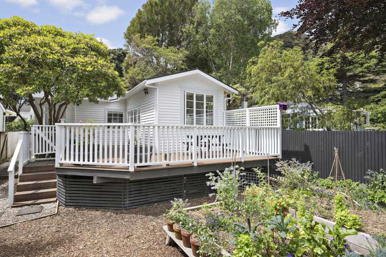 6 Kowhai Street Eastbourne_8