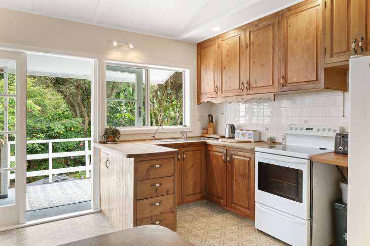 114 Victoria Street Thames_12