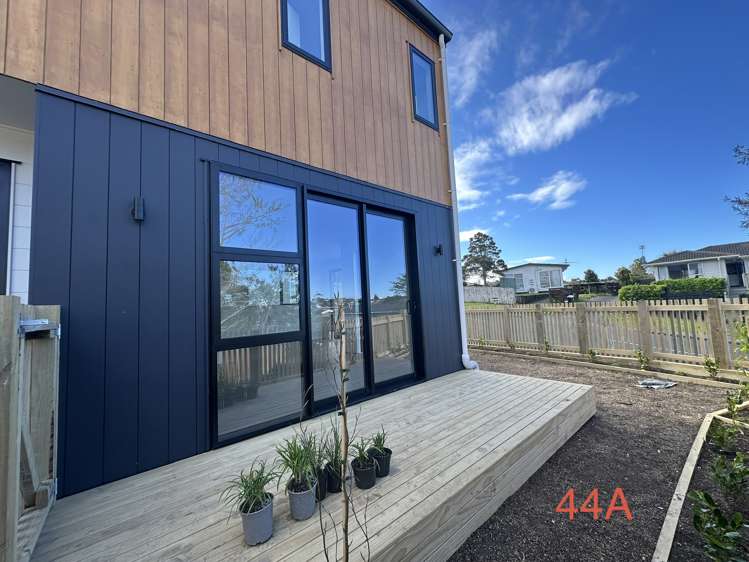44B Juniper Road Sunnynook_19