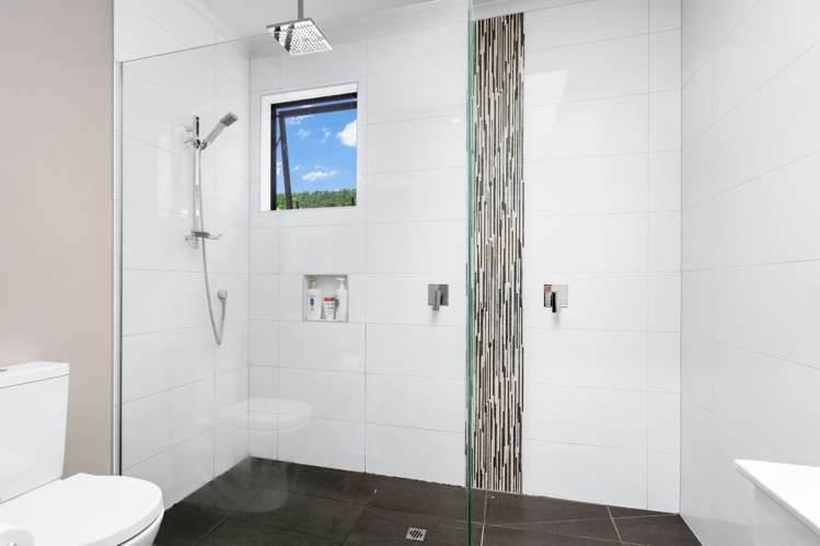 17 Woodward Road Maungatapere_12