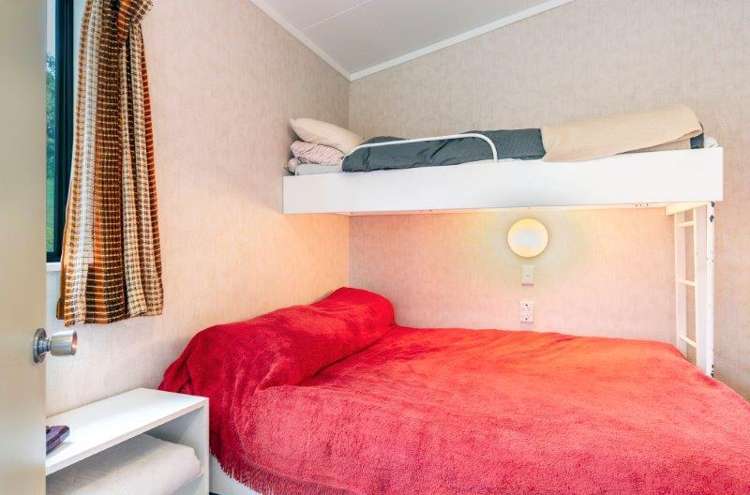 24 Hinekapi Terrace Kuratau_13